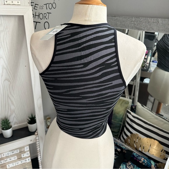Primark | zebra stripe tank size small - Picture 3 of 4